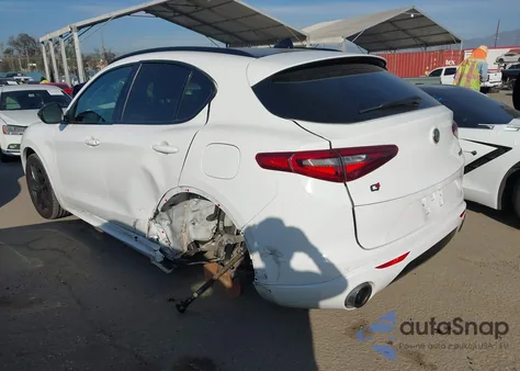 2021 Alfa Romeo Stelvio Ti Awd z USA, uszkodzony, nr VIN ZASPAKBN1M7D18195